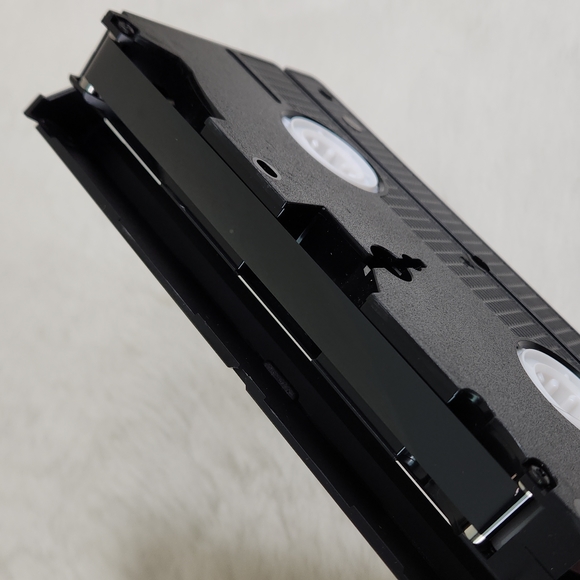 The Lord Of The Rings Animated 1978 VHS from 2001 WB - Picture 13 of 17